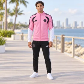Tuta Inter Miami Allenamento 2026/27 – modello virtuale con viso visibile