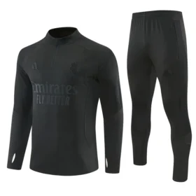 Chándal Real Madrid Total Black 2026/27 — Vista frontal