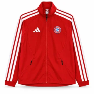Chaqueta Bayern Múnich Roja con Tres Rayas Blancas – vista frontal comercial