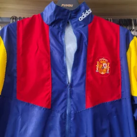 Chaqueta España Azul Roja y Amarilla con Cremallera – foto real del tejido y los acabados