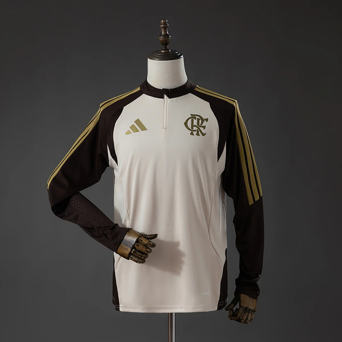 Camiseta Entrenamiento Flamengo Beige Manga Larga 2026/27 – frontal