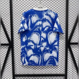 Camiseta Cabo Verde Especial Palmeras Azules 2026/27 — Vista posterior