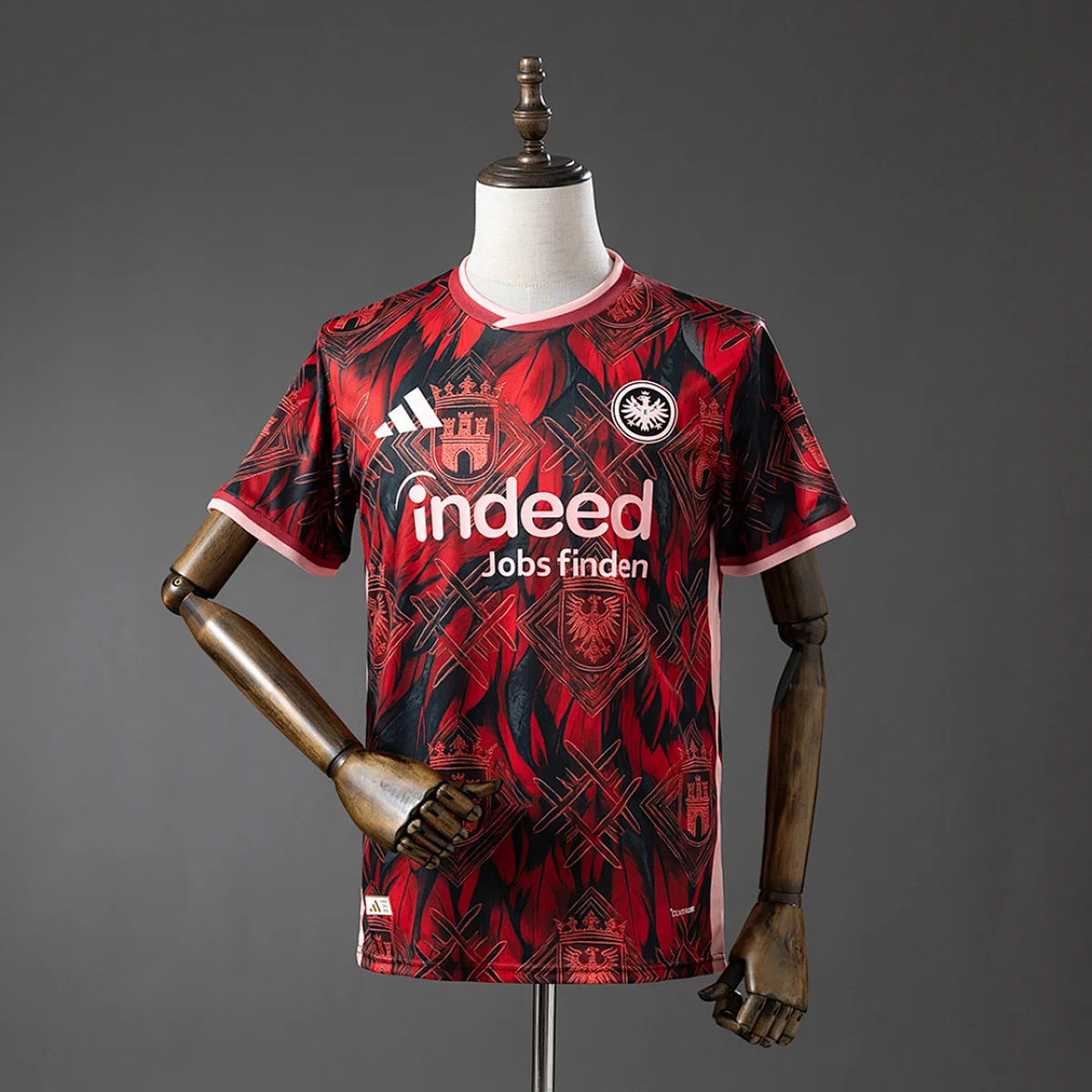 Camiseta Eintracht Fráncfort Especial 2026/27 – frontal