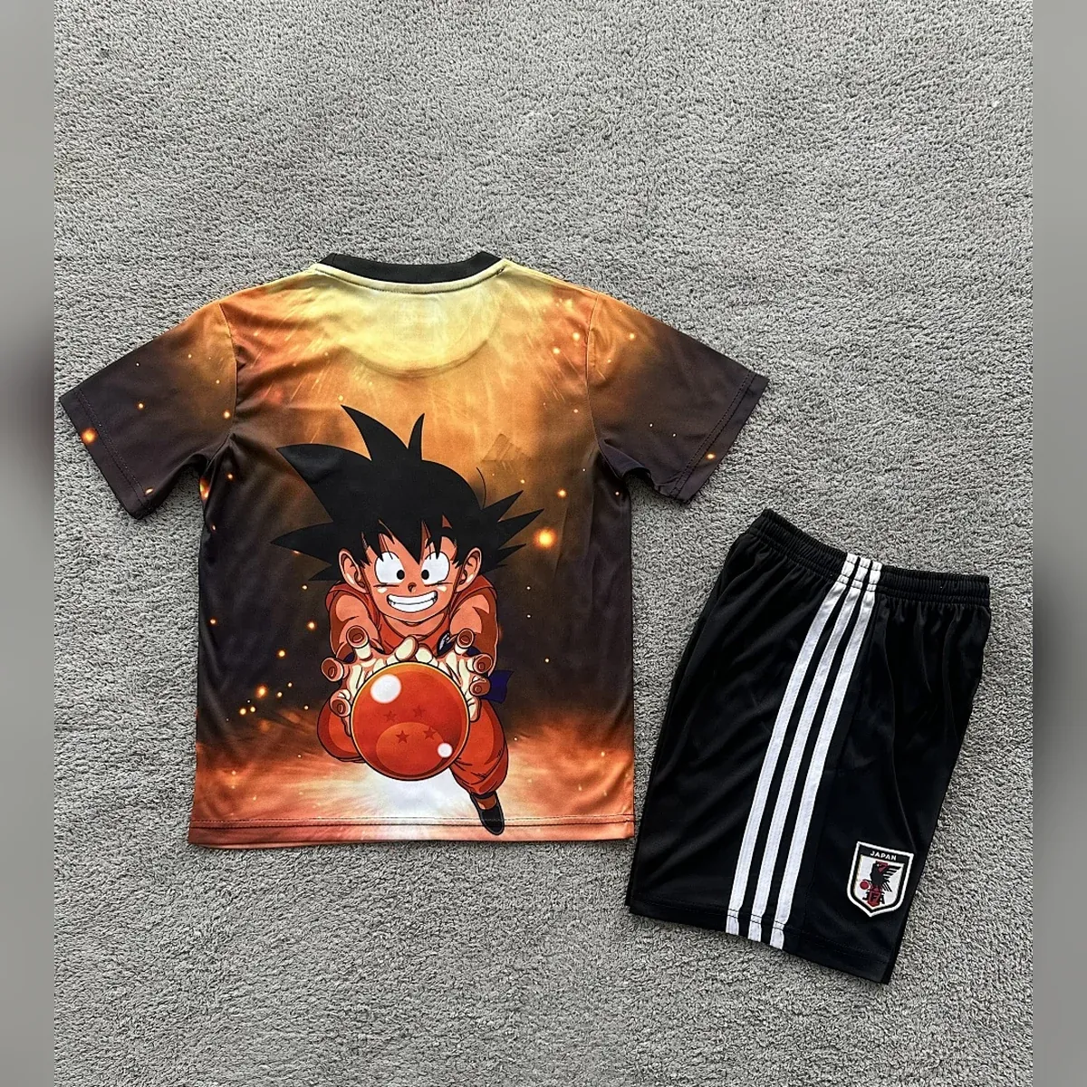 Camiseta Japón Goku Niño 2025/26 con Pantalón – espalda