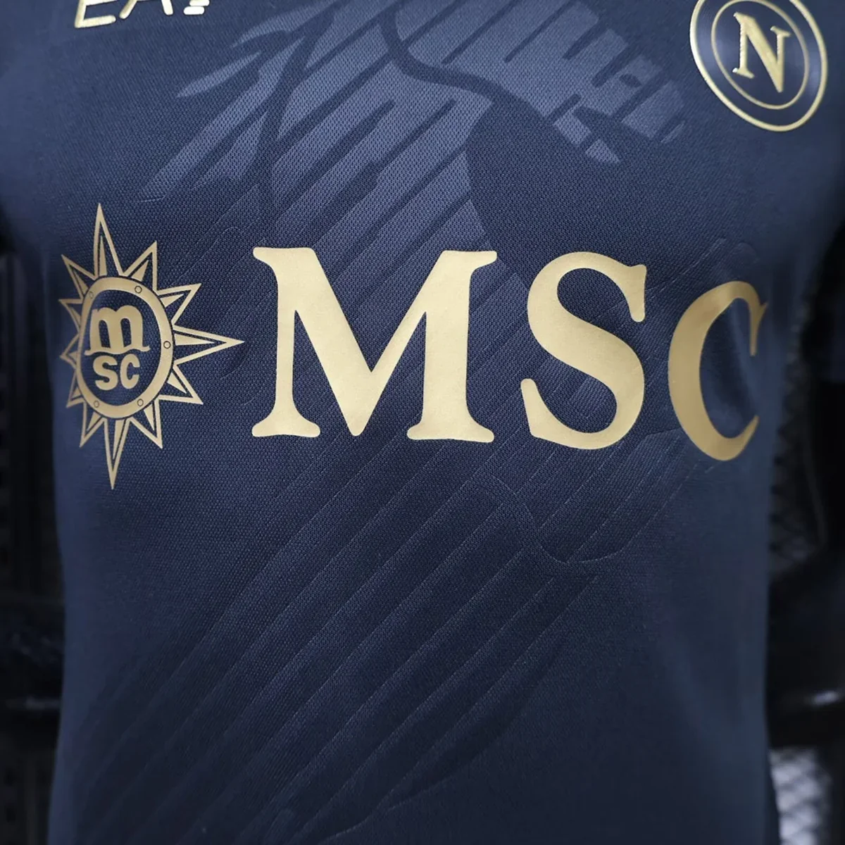 Camiseta Nápoles Negra Tercera Euro 2026/27 – Jugador – detalle del patrocinador