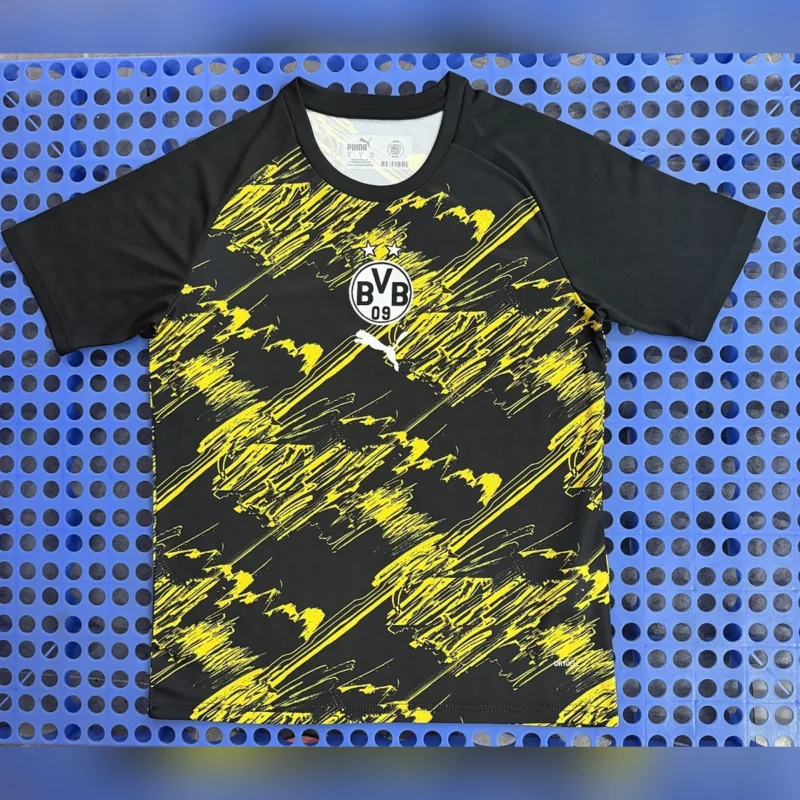 Camiseta Prepartido Borussia Dortmund 2026/27 – frontal