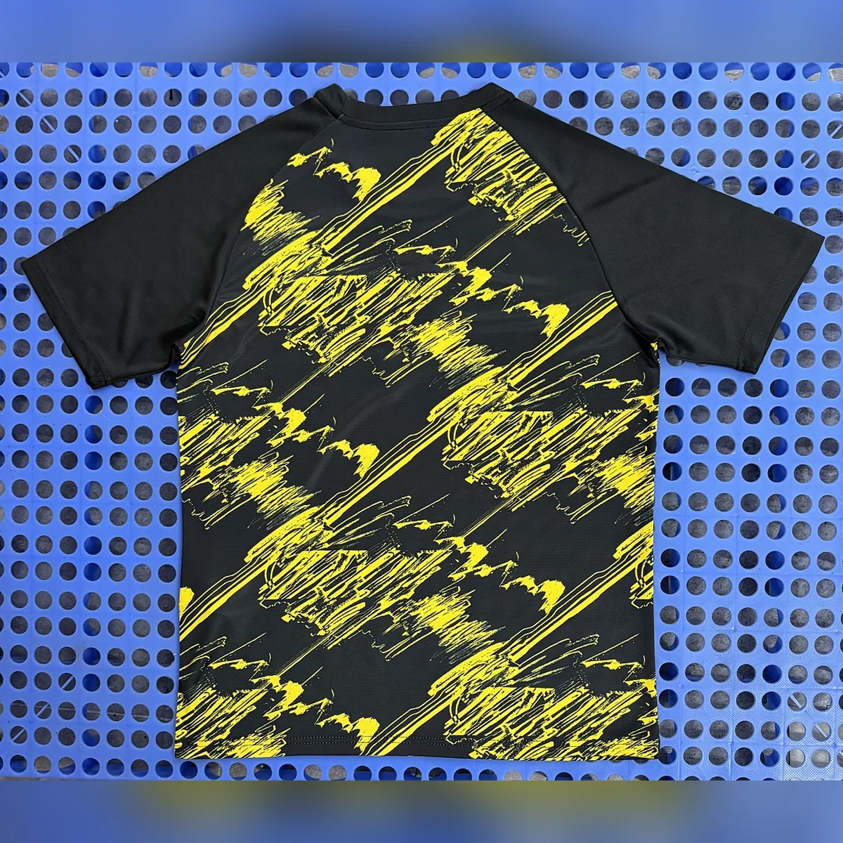 Camiseta Prepartido Borussia Dortmund 2026/27 – espalda