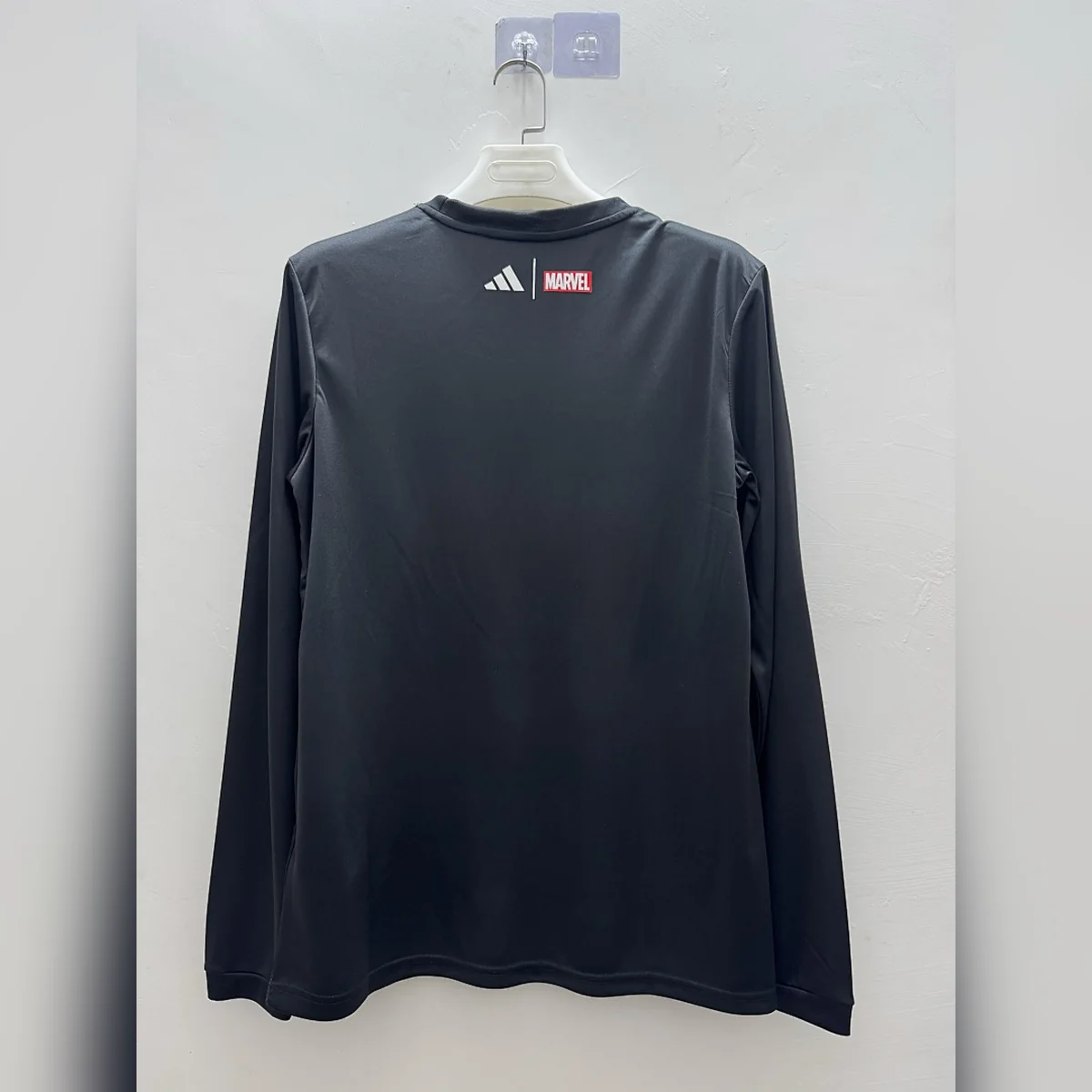 Camiseta Real Madrid Especial Negra Manga Larga 2026/27 – espalda