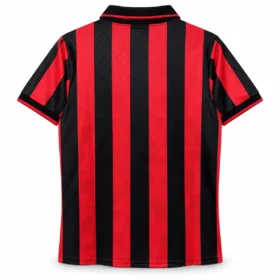 Camiseta Milan 1995/96 Retro – Primera Equipación — vista posterior, presentación comercial