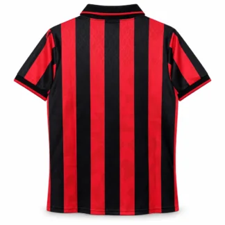 Camiseta Milan 1995/96 Retro – Primera Equipación — vista posterior, presentación comercial