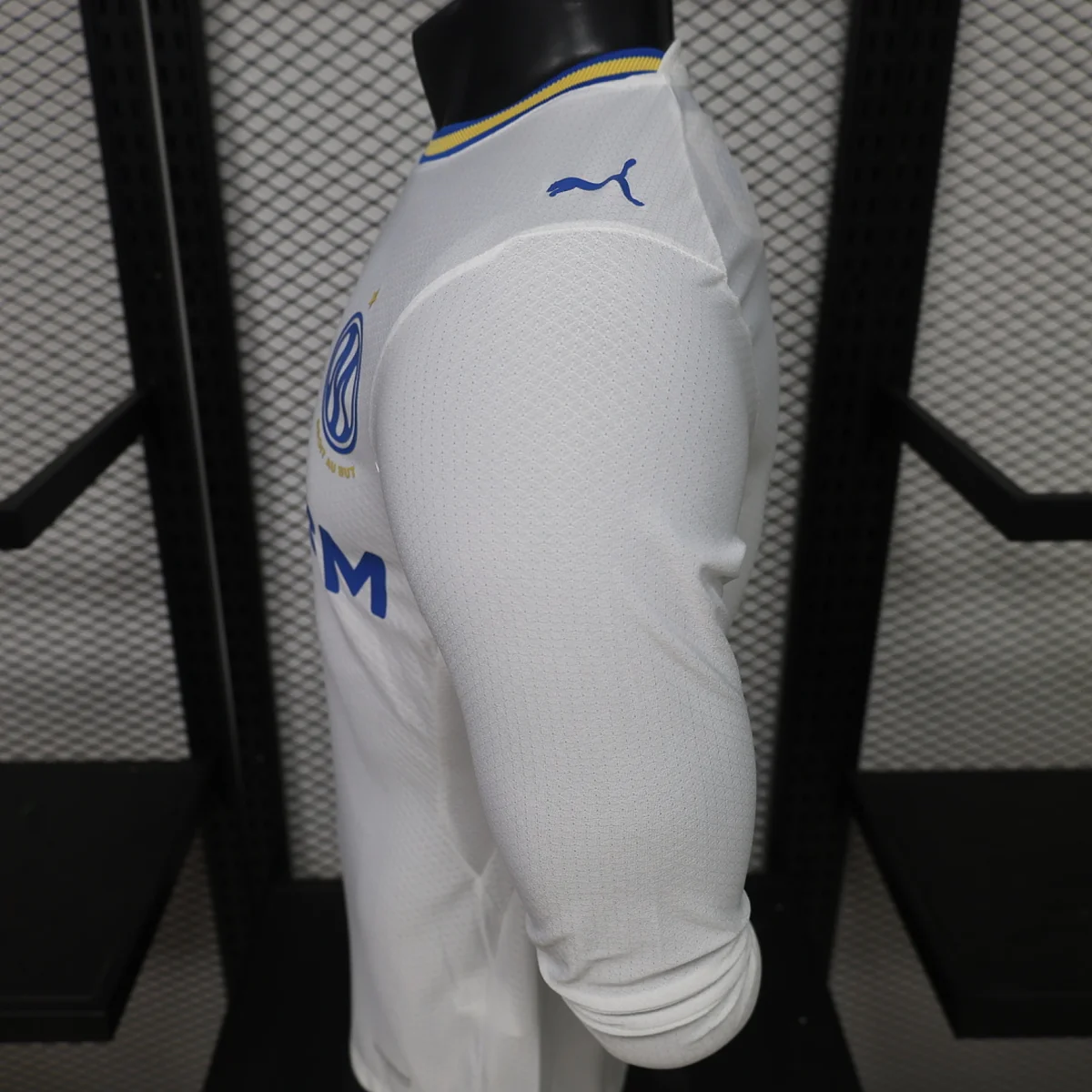 Camiseta Marsella Local Manga Larga 2026/27 – detalle de la manga