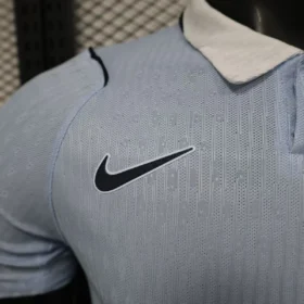 Prima Maglia Uruguay 2026 – Giocatore – foto reale del tessuto e delle finiture
