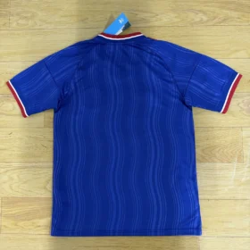 Seconda Maglia Manchester United 2026/27 — Vista posteriore