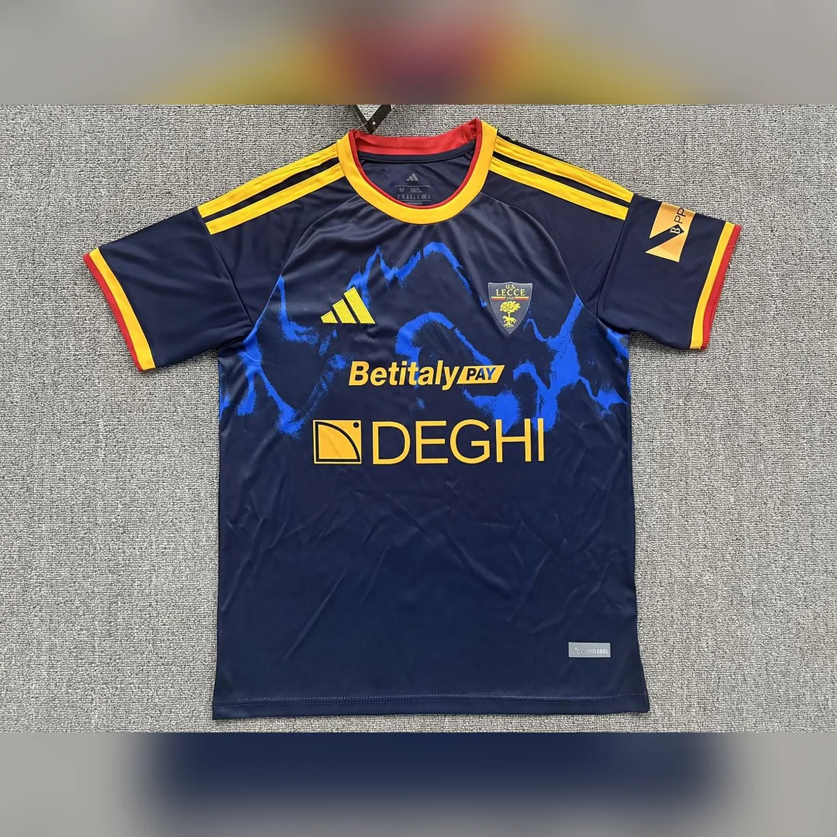 Camiseta Lecce Tercera Equipación 2026/27 – frontal
