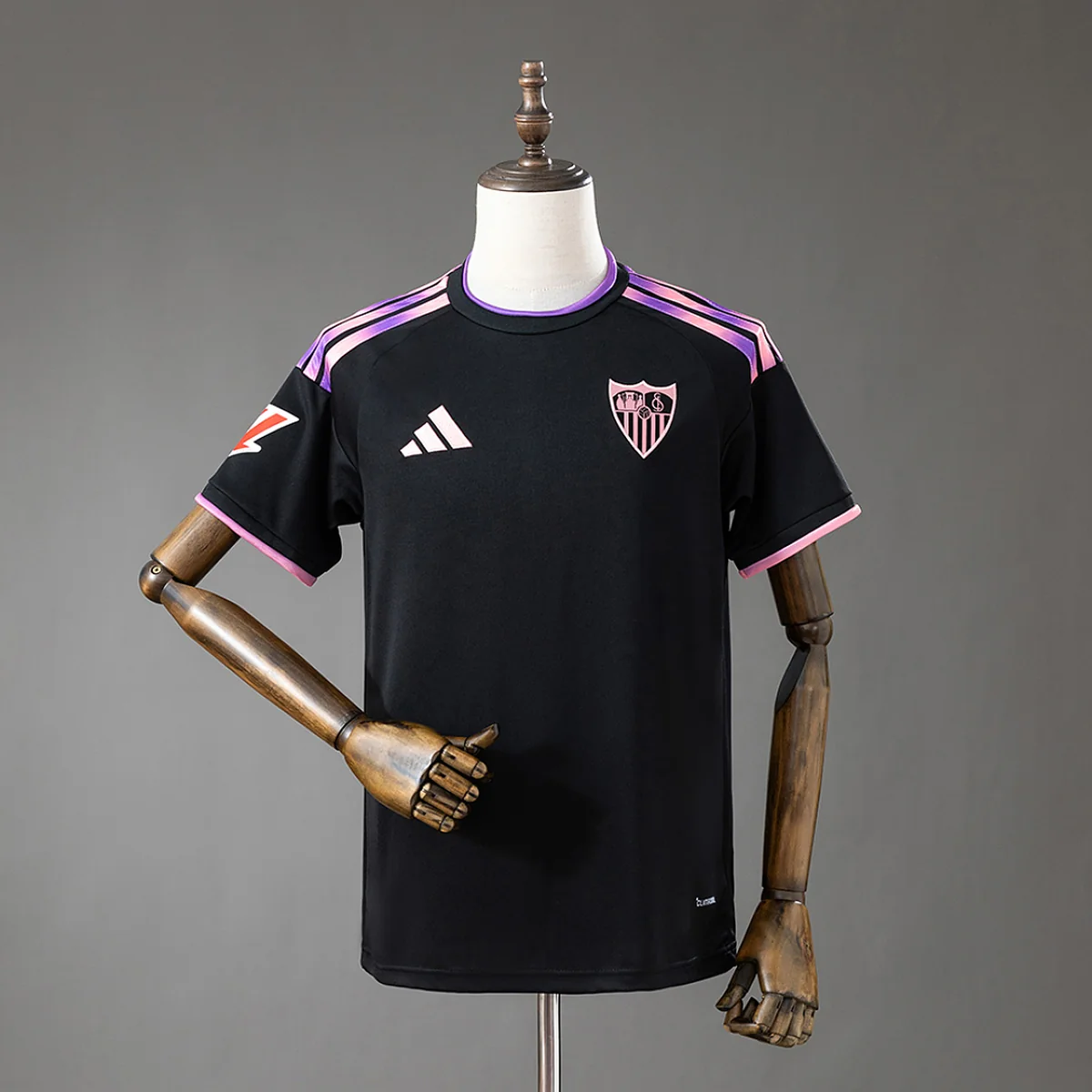 Terza Maglia Siviglia 2026/27 – fronte