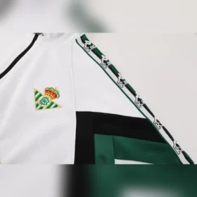 Chándal Betis Retro Blanco Verde y Negro 2025/26 — Detalle del producto